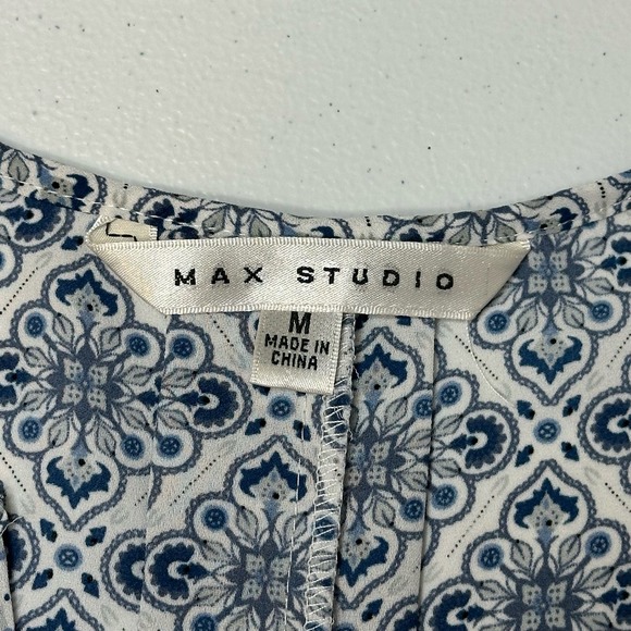 Max Studio Blue/White Boho Floral Print Short Sleeve Blouse Womens Size Medium M - Picture 5 of 9